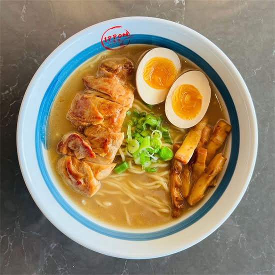 Grilled Chicken Ramen 烧鸡拉面
